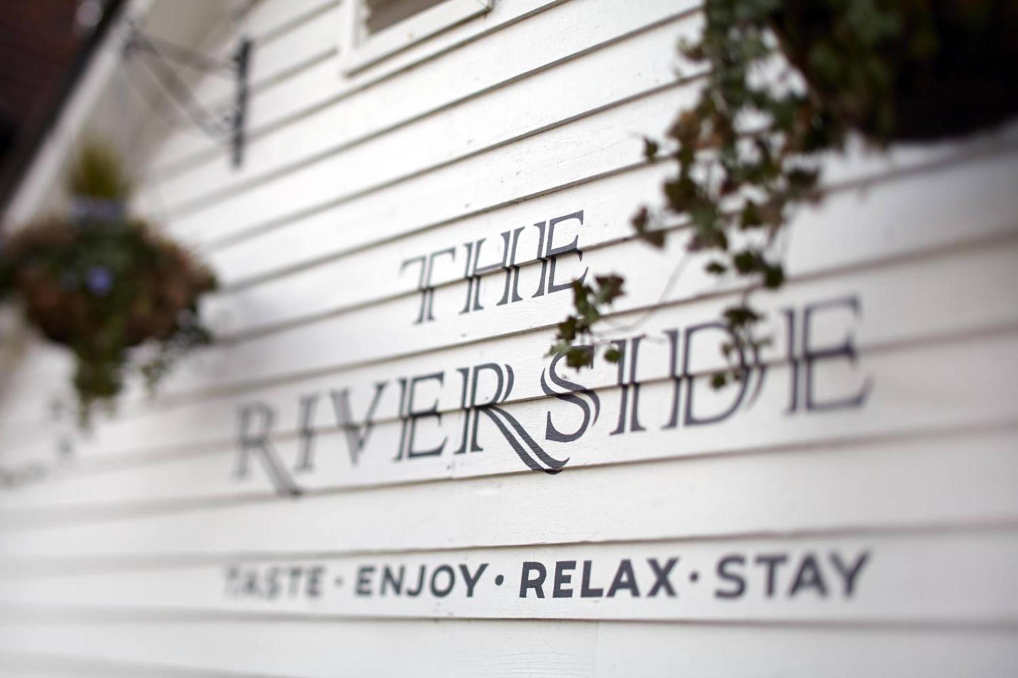 The Riverside Inn Chelmsford Esterno foto