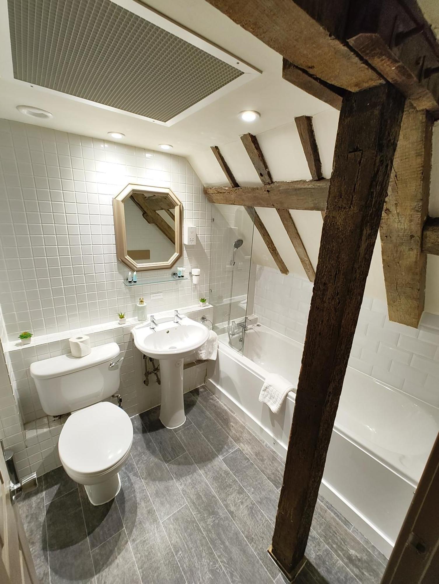 The Riverside Inn Chelmsford Esterno foto